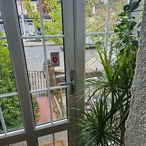  Apartment Ensuite Double Elizabeth Line Abbeywood United Kingdom